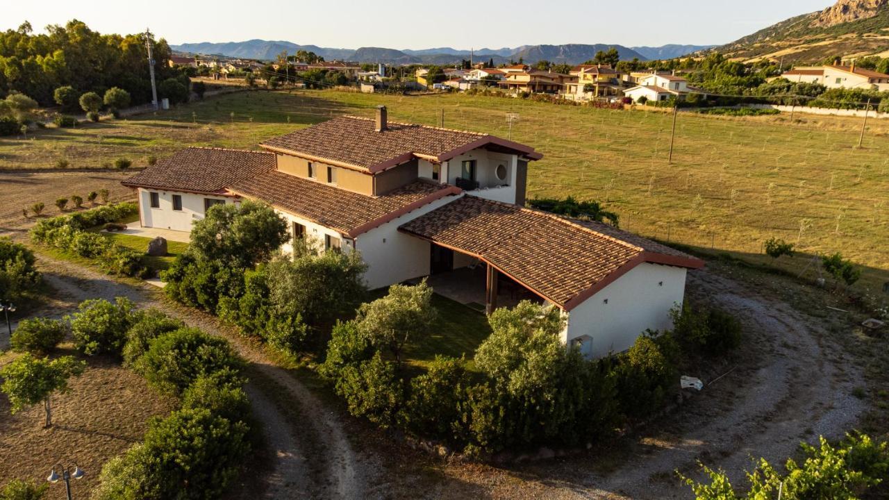 Agriturismo Sa Scalitta Carbonia Exterior foto