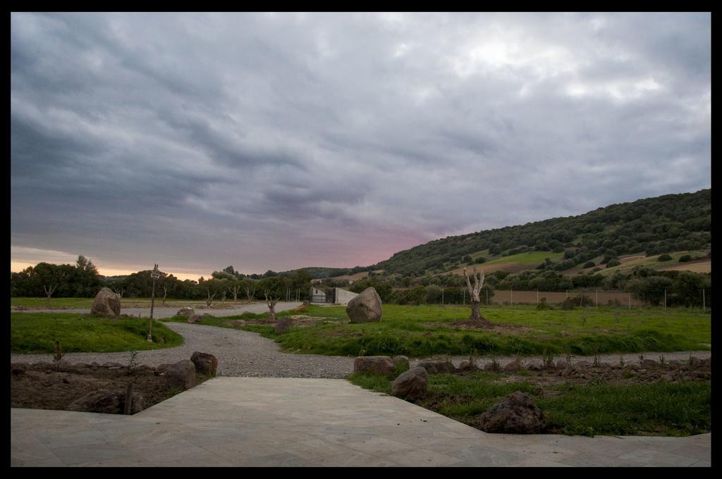 Agriturismo Sa Scalitta Carbonia Exterior foto